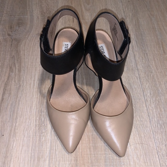 Steve Madden Swift black beige leather ankle strap heels - Picture 3 of 7
